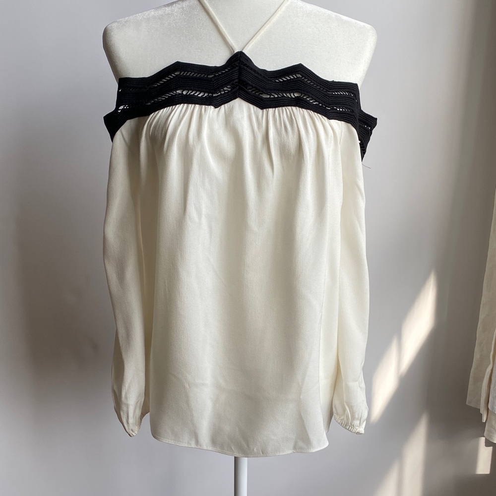 Ramy Brook Sandy Off The Shoulder Lace Trim Flowy Blouse *Stain* - Picture 2 of 12